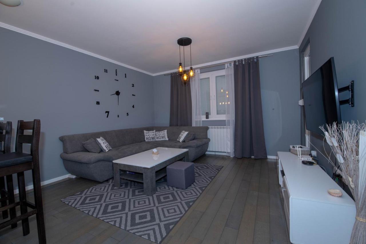 Athena Apartman Lukavica Ngoại thất bức ảnh
