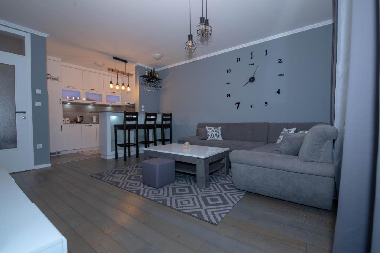 Athena Apartman Lukavica Ngoại thất bức ảnh