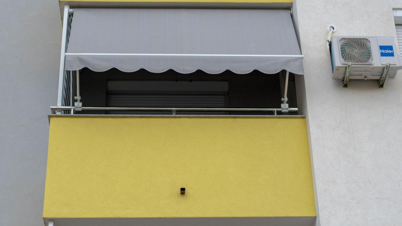 Athena Apartman Lukavica Ngoại thất bức ảnh